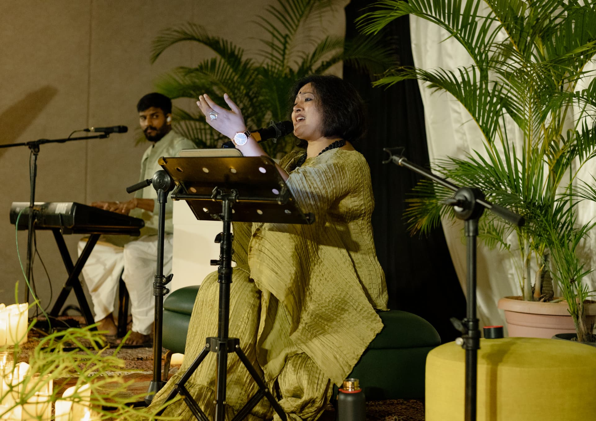 Paapori Harsh performing at The Rendezvous — Sukh Dukh ki Baatein